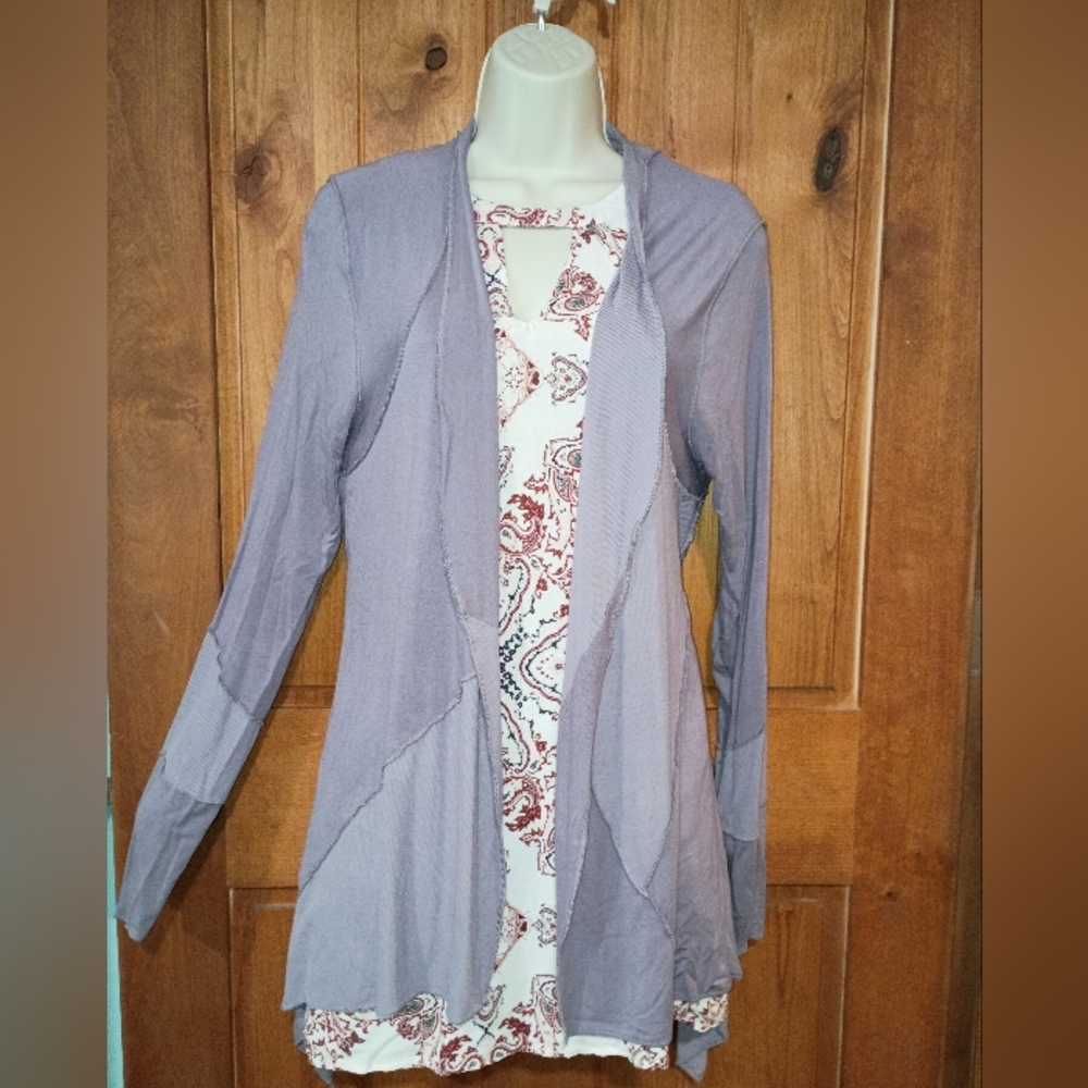 Simply Vera Vera Wang Purple Sweater‎